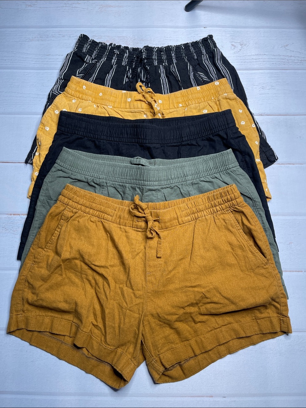 Old Navy Shorts L Bundle Linen Blend Large Ladies Black Green Mustard 5 Pairs